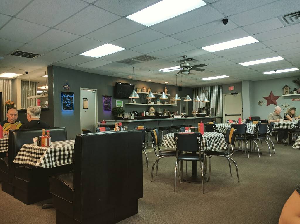 Division Street Diner | restaurant | 1800 W Division St, Arlington, TX 76012, USA | 8172741606 OR +1 817-274-1606