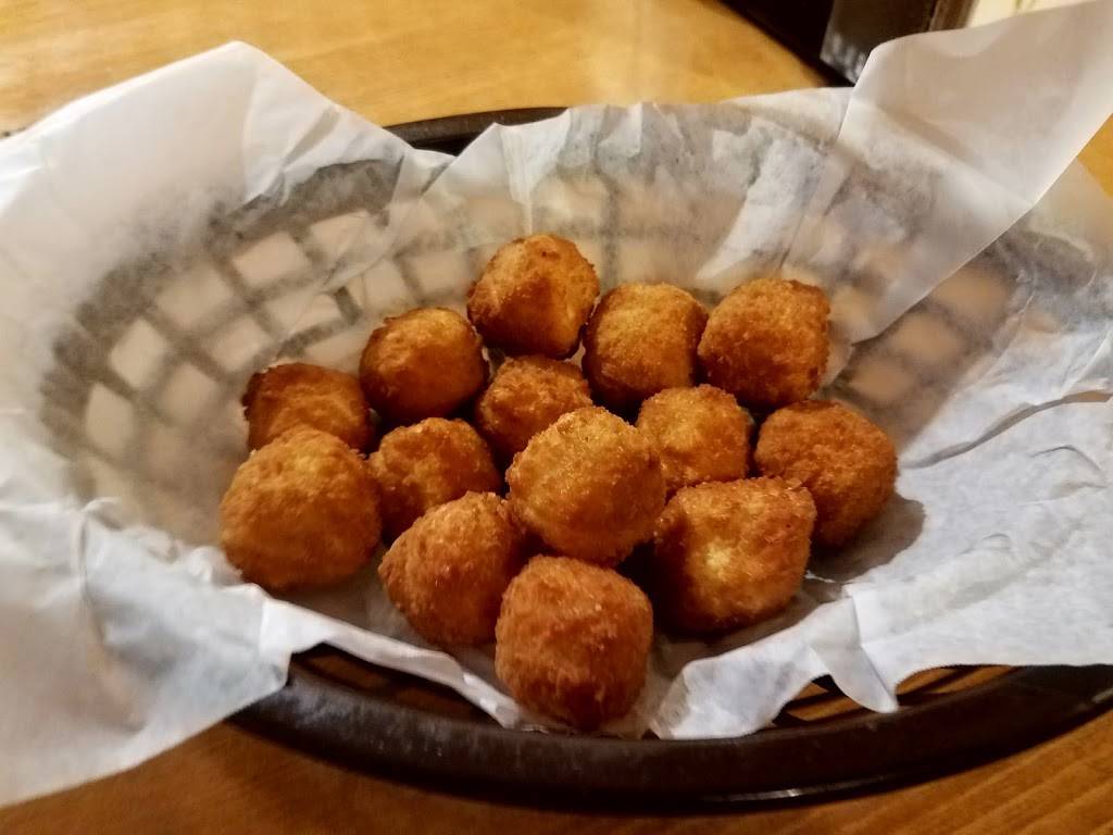 Basils II | restaurant | 5595 S, Co Hwy P, Denmark, WI 54208, USA | 9208638454 OR +1 920-863-8454