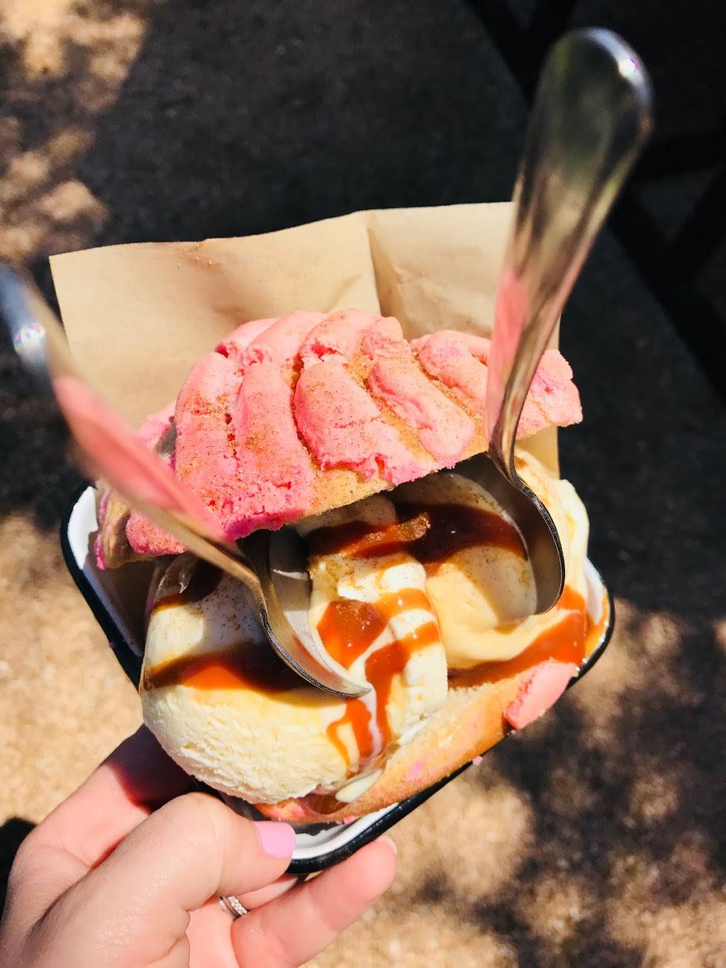 Taco Heads | restaurant | 1921 N Henderson Ave, Dallas, TX 75206, USA | 4697790143 OR +1 469-779-0143