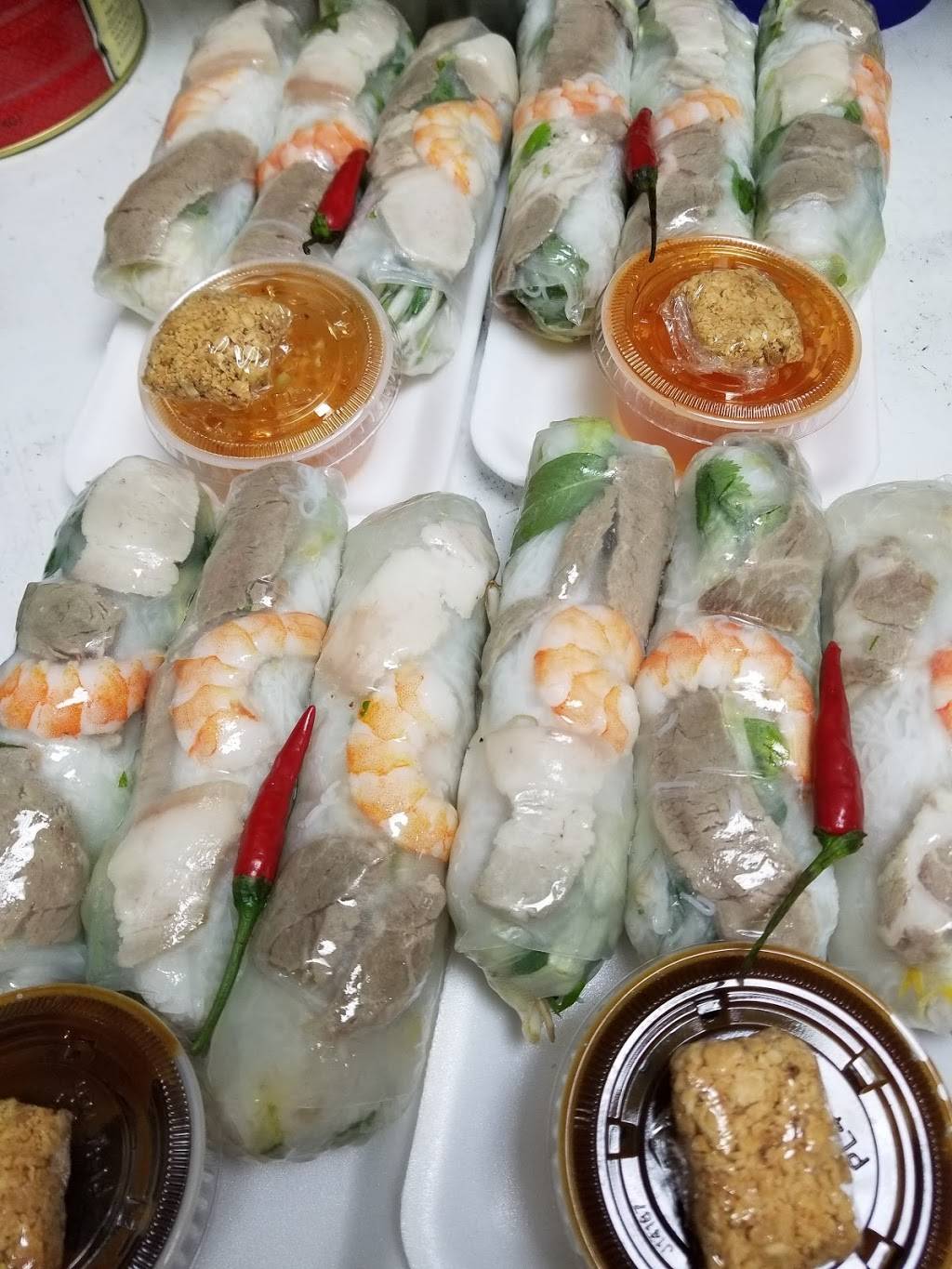 Heng Heng Asian Fast Food | cafe | 32 Branch St #4, Lowell, MA 01851, USA | 9782753895 OR +1 978-275-3895