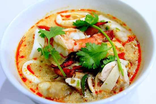 Sukhothai Restaurant | restaurant | 410 Valley Hi Dr #205, San Antonio, TX 78227, USA | 2104639001 OR +1 210-463-9001