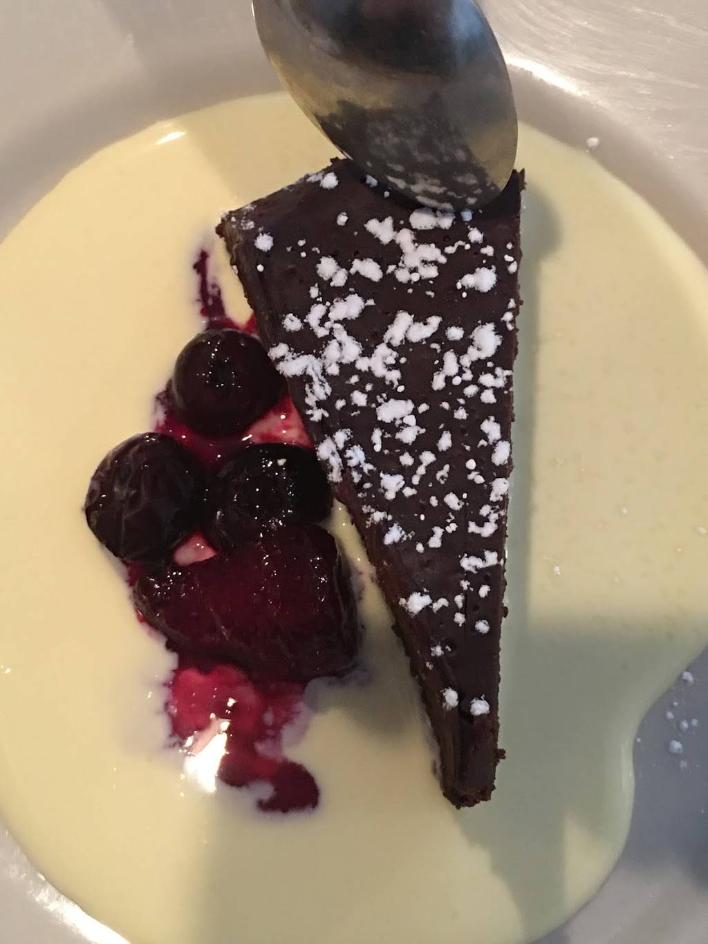 Runa Bistro | restaurant | 10 Plattekill Ave, New Paltz, NY 12561, USA | 8452513990 OR +1 845-251-3990