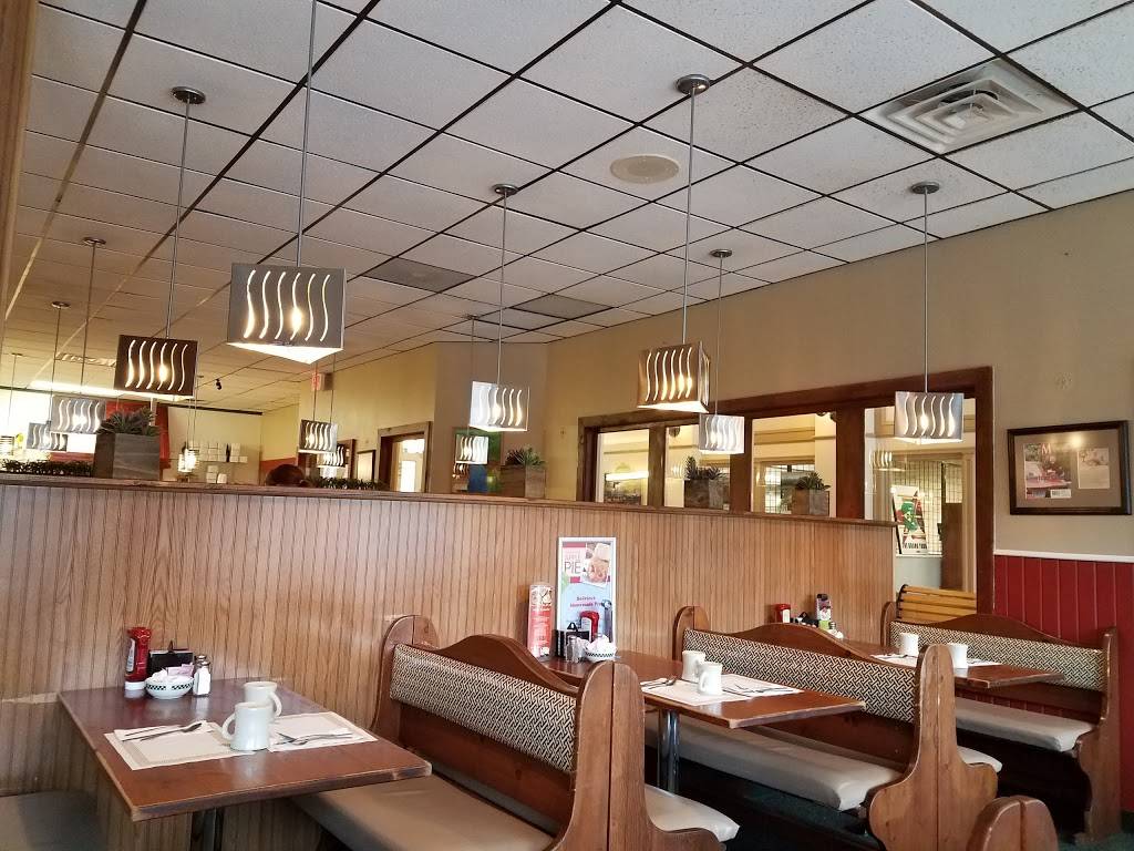 Amalias Family Restaurant | restaurant | 183 E Wisconsin Ave, Oconomowoc, WI 53066, USA | 2625679594 OR +1 262-567-9594