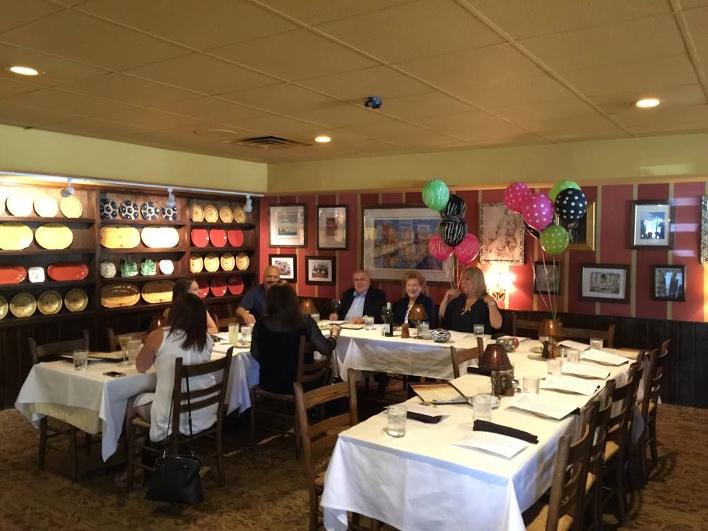 Paesano Restaurant | restaurant | 3411 Washtenaw Ave, Ann Arbor, MI 48104, USA | 7349710484 OR +1 734-971-0484