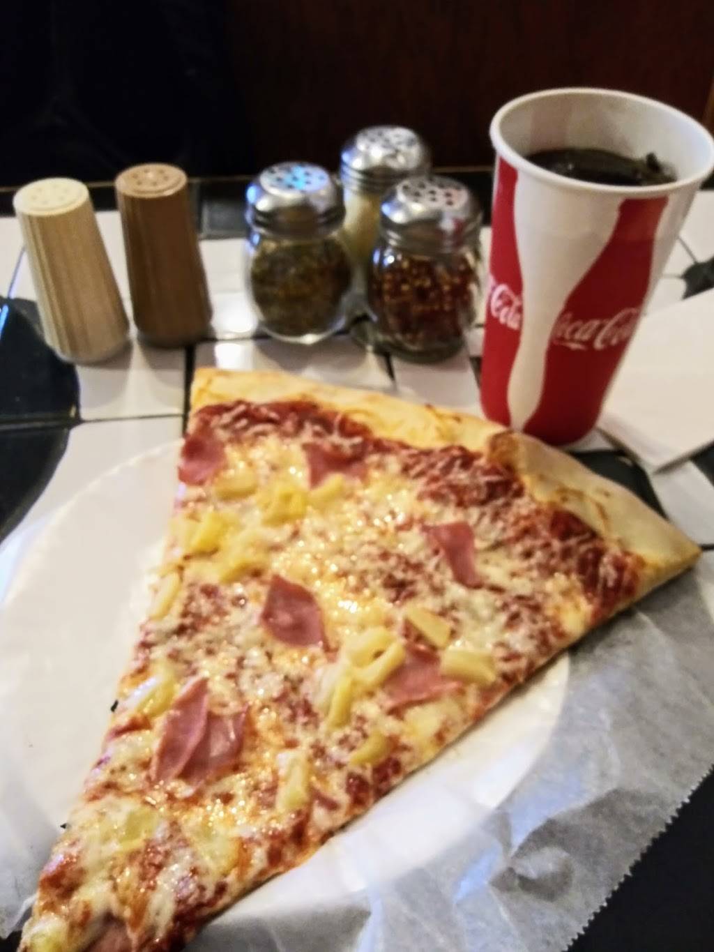 Cosmos Pizza | restaurant | 1325 Broadway #108, Boulder, CO 80302, USA | 3034471133 OR +1 303-447-1133