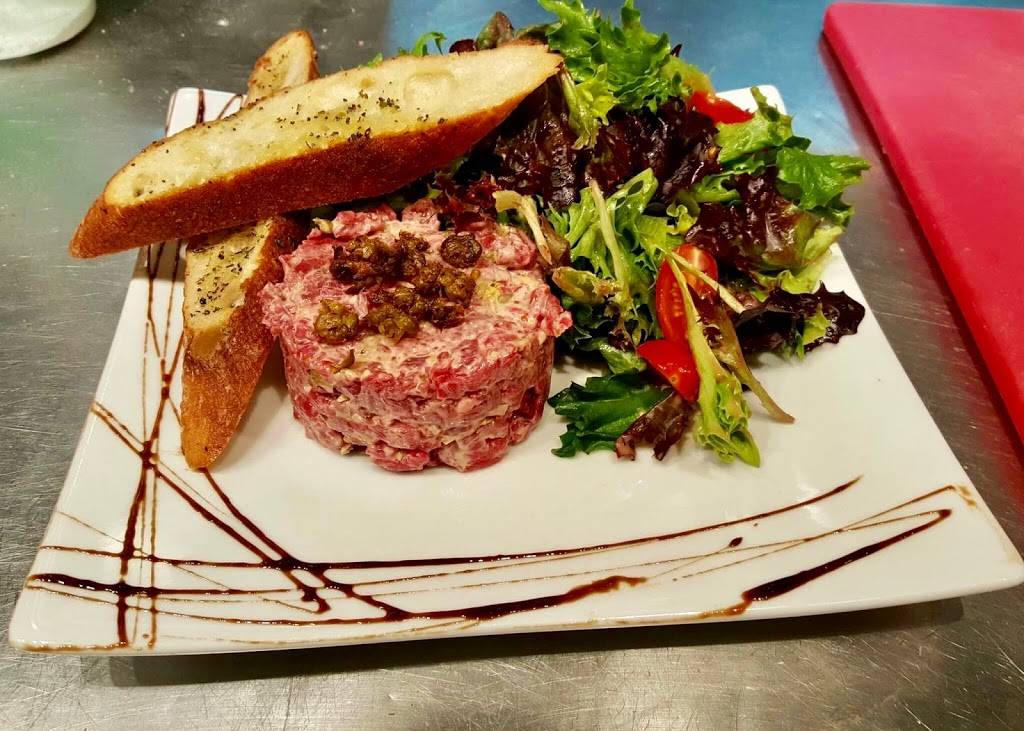 Veau De Ville | restaurant | Saint-Sulpice, QC J5W 3X2, Canada | 4505897272 OR +1 450-589-7272