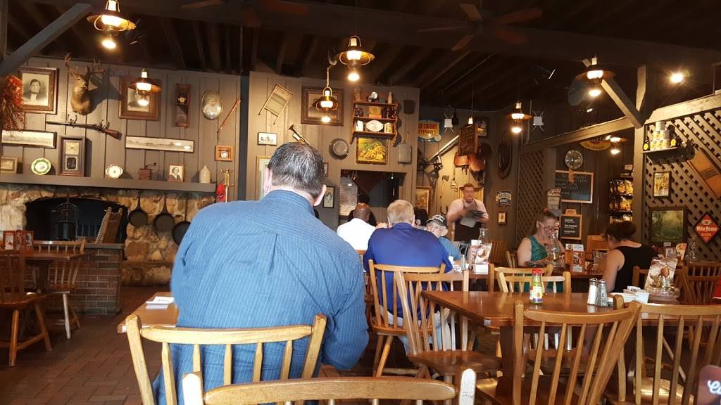 Cracker Barrel Old Country Store | restaurant | 6175 McDonough Dr NW, Norcross, GA 30093, USA | 7704461313 OR +1 770-446-1313
