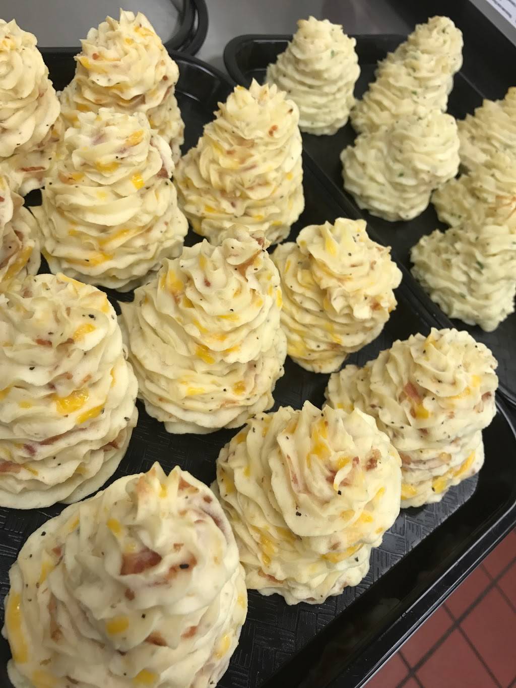 Relish the Deli-sh | restaurant | 105 Evans Ave, Wyomissing, PA 19610, USA | 4845133996 OR +1 484-513-3996