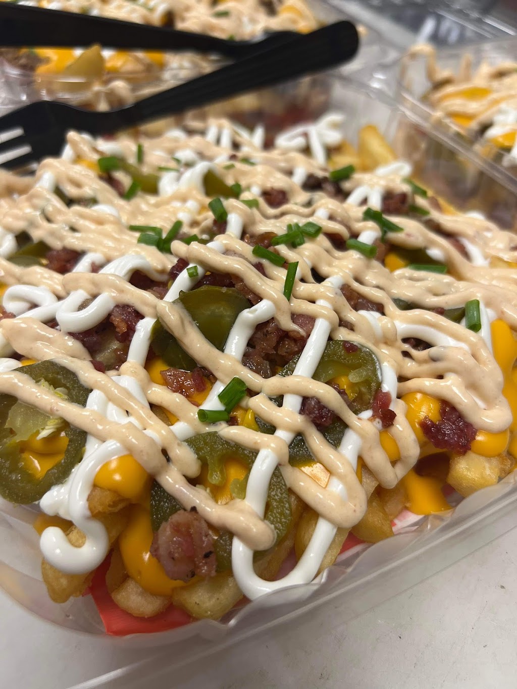 CHOMP | restaurant | 704 Silhavy Rd, Valparaiso, IN 46383, USA | 2192866178 OR +1 219-286-6178