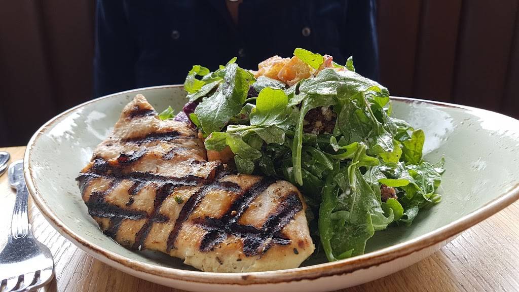 Culaccino Bar + Kitchen | restaurant | 527 Brant St, Burlington, ON L7R 2G6, Canada | 9056354626 OR +1 905-635-4626