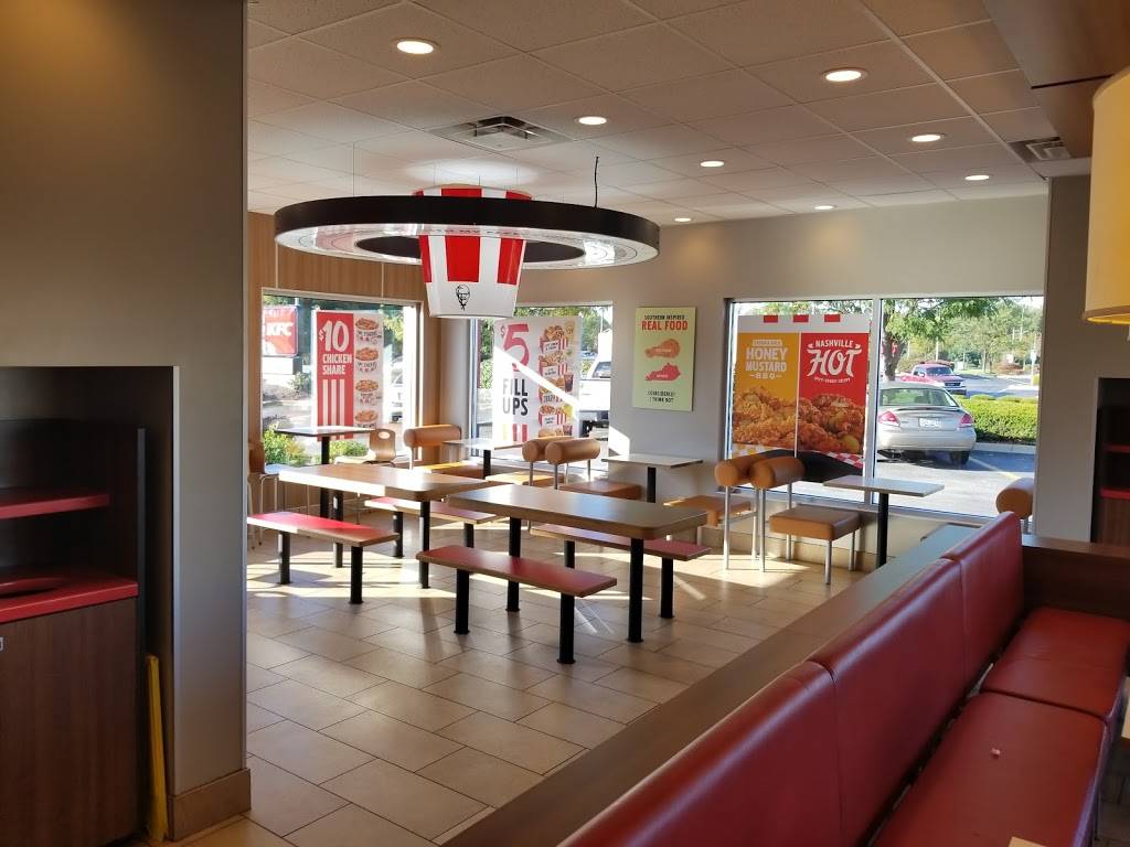 KFC | restaurant | 12420 La Grange Rd, Louisville, KY 40245, USA | 5022410347 OR +1 502-241-0347
