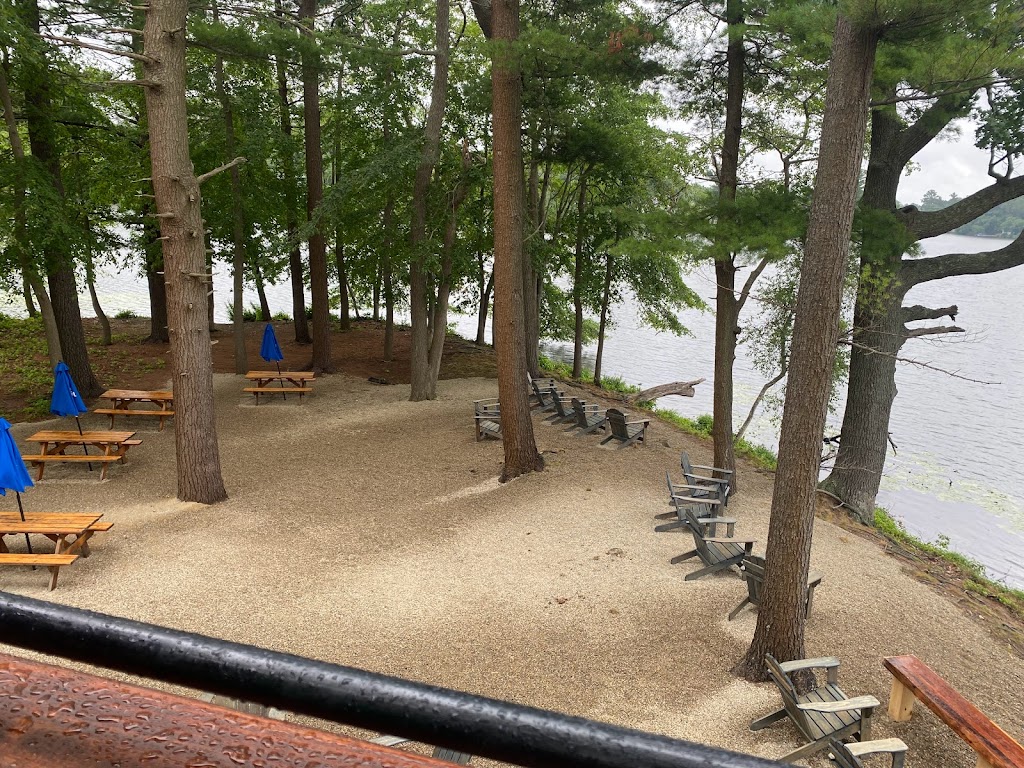 Towne Tavern & Treehouse | restaurant | 242 Mattakeesett St, Pembroke, MA 02359, USA | 7812933600 OR +1 781-293-3600