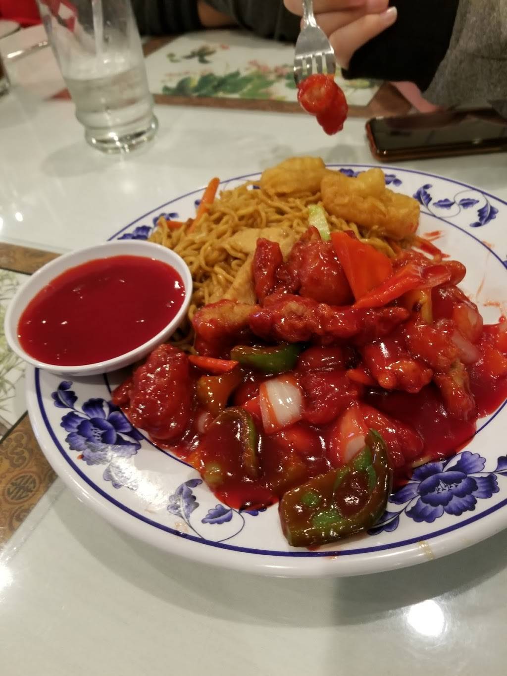 Golden Bowl | restaurant | 7144 Hughson Ave, Hughson, CA 95326, USA | 2098832882 OR +1 209-883-2882