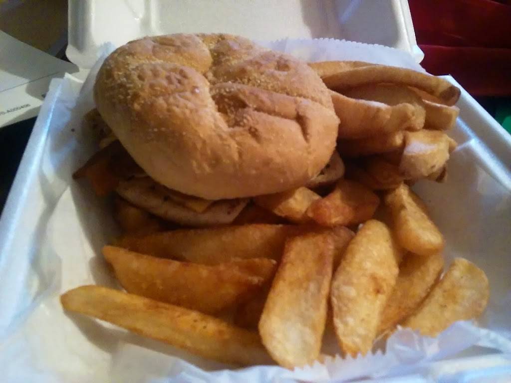 Rooster King Fried Chicken | restaurant | 216 NW Broad St E, Fairburn, GA 30213, USA | 7707743366 OR +1 770-774-3366