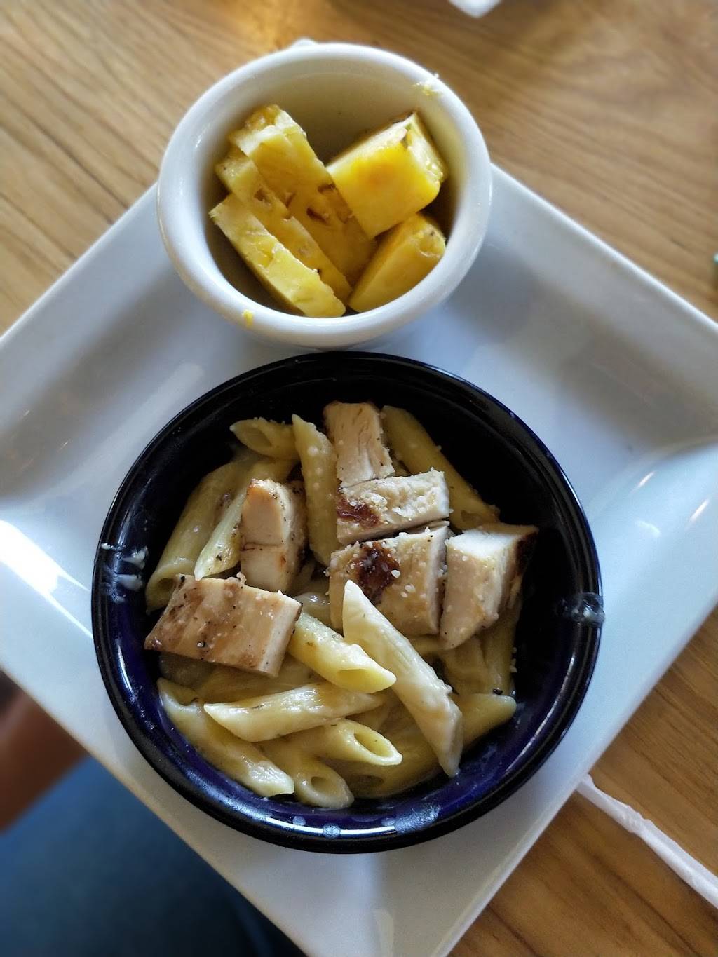 Chilis Grill & Bar | meal takeaway | 4801 Hopyard Rd, Pleasanton, CA 94588, USA | 9257340911 OR +1 925-734-0911