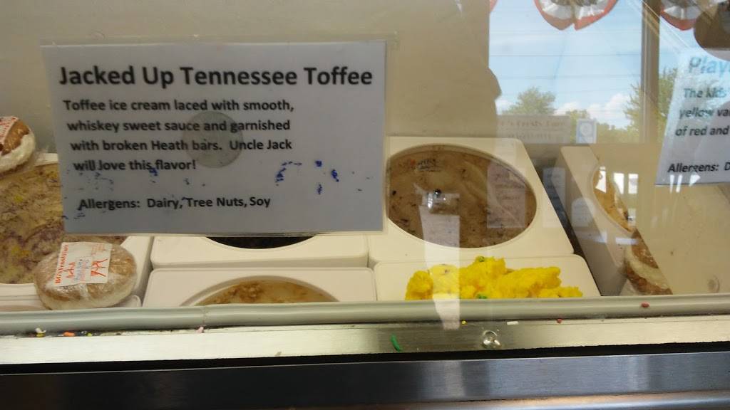 BGs Frosty Fare | meal takeaway | 990 W Poe Rd #14, Bowling Green, OH 43402, USA | 4193531000 OR +1 419-353-1000