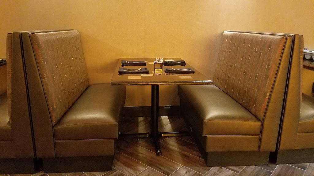 Taaza Bistro Greensboro | restaurant | 1216 Bridford Pkwy M, Greensboro, NC 27407, USA | 3362857878 OR +1 336-285-7878