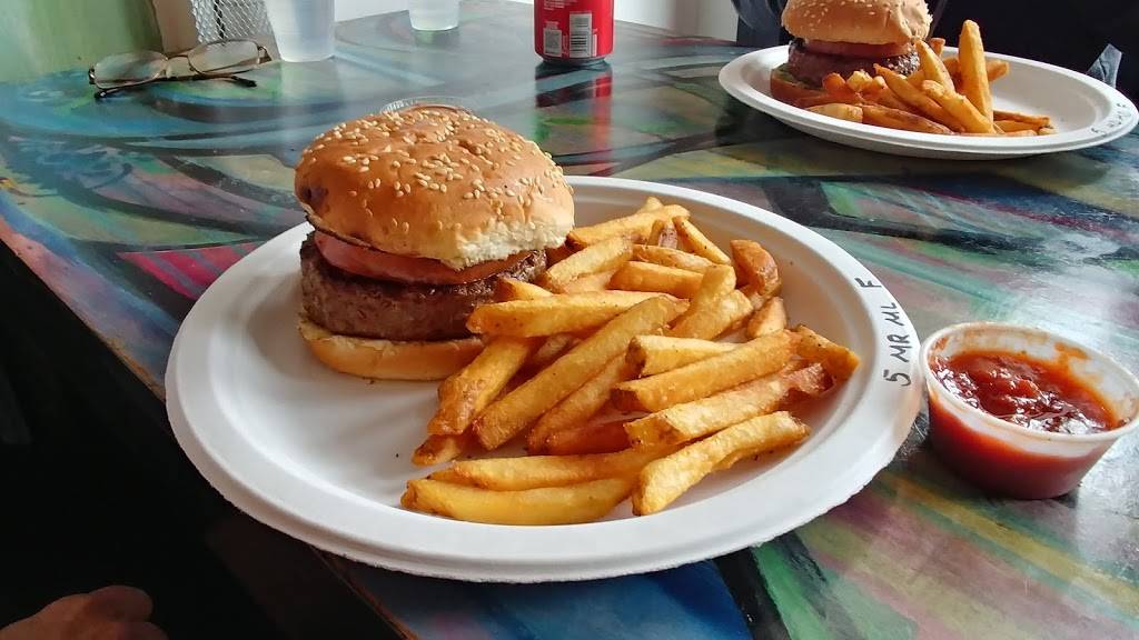 BK JANI | restaurant | 679 Grand St, Brooklyn, NY 11211, USA | 3474605110 OR +1 347-460-5110