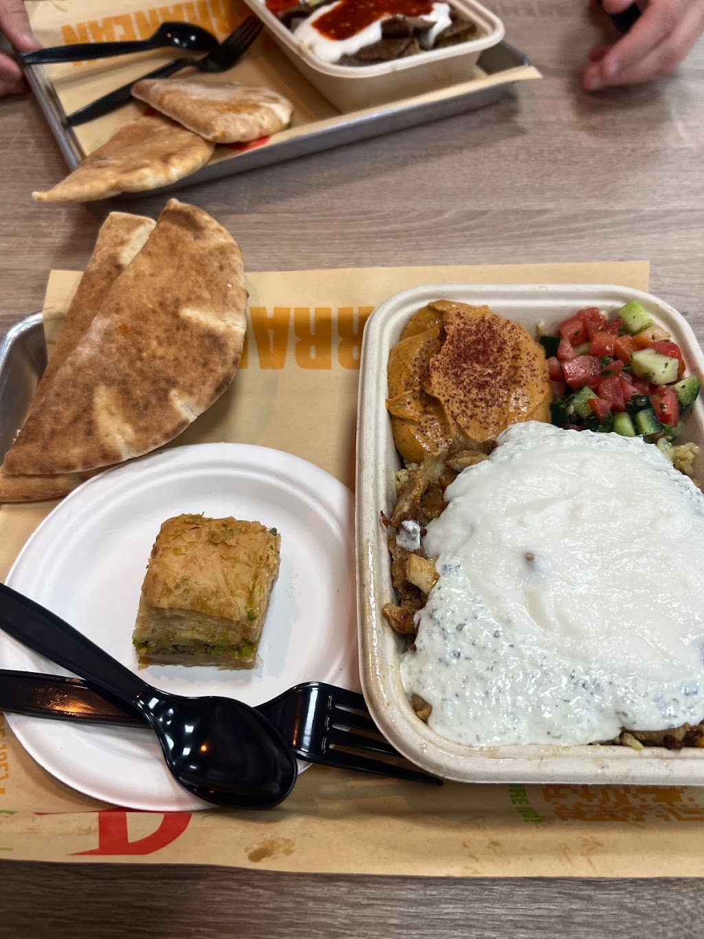 Yafa Hummus | restaurant | 612 W Lodi Ave Suite 106, Lodi, CA 95240, USA | 2092248691 OR +1 209-224-8691