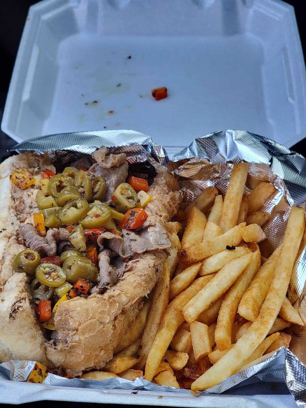 Callahans Chicago Grille | restaurant | the Broke Brewing parking, lot 3810 N Tulsa Ave, Oklahoma City, OK 73112, USA | 4056986942 OR +1 405-698-6942