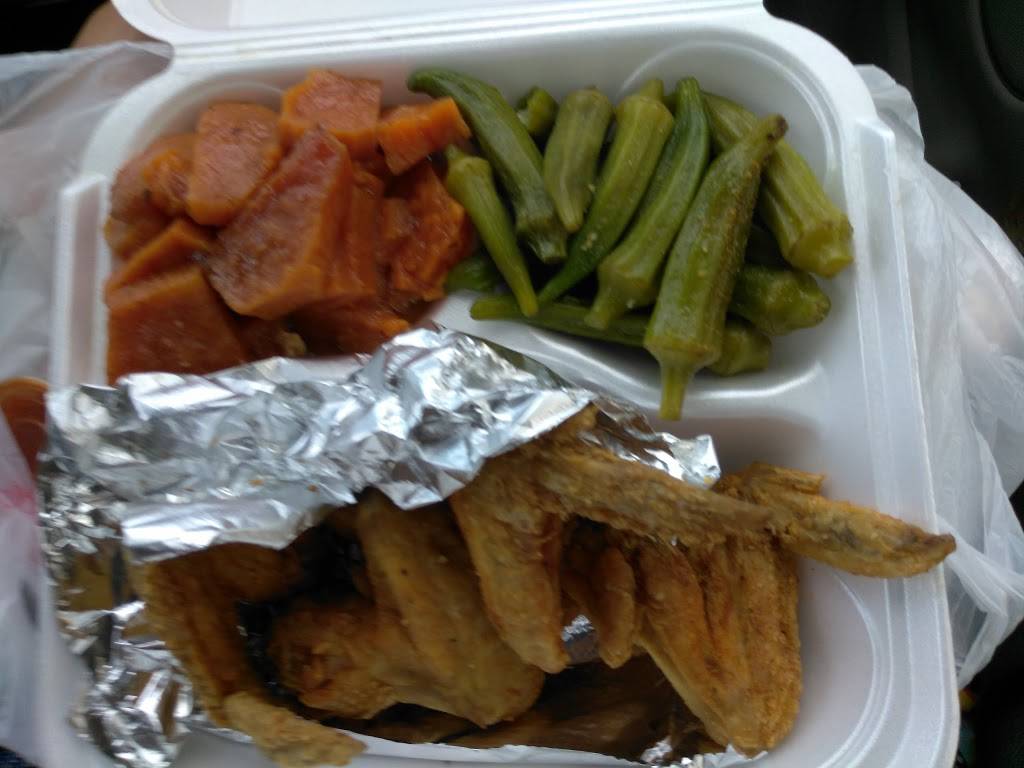Mr. Bs Soul Food | restaurant | 17600 W McNichols Rd, Detroit, MI 48235, USA | 3137665644 OR +1 313-766-5644