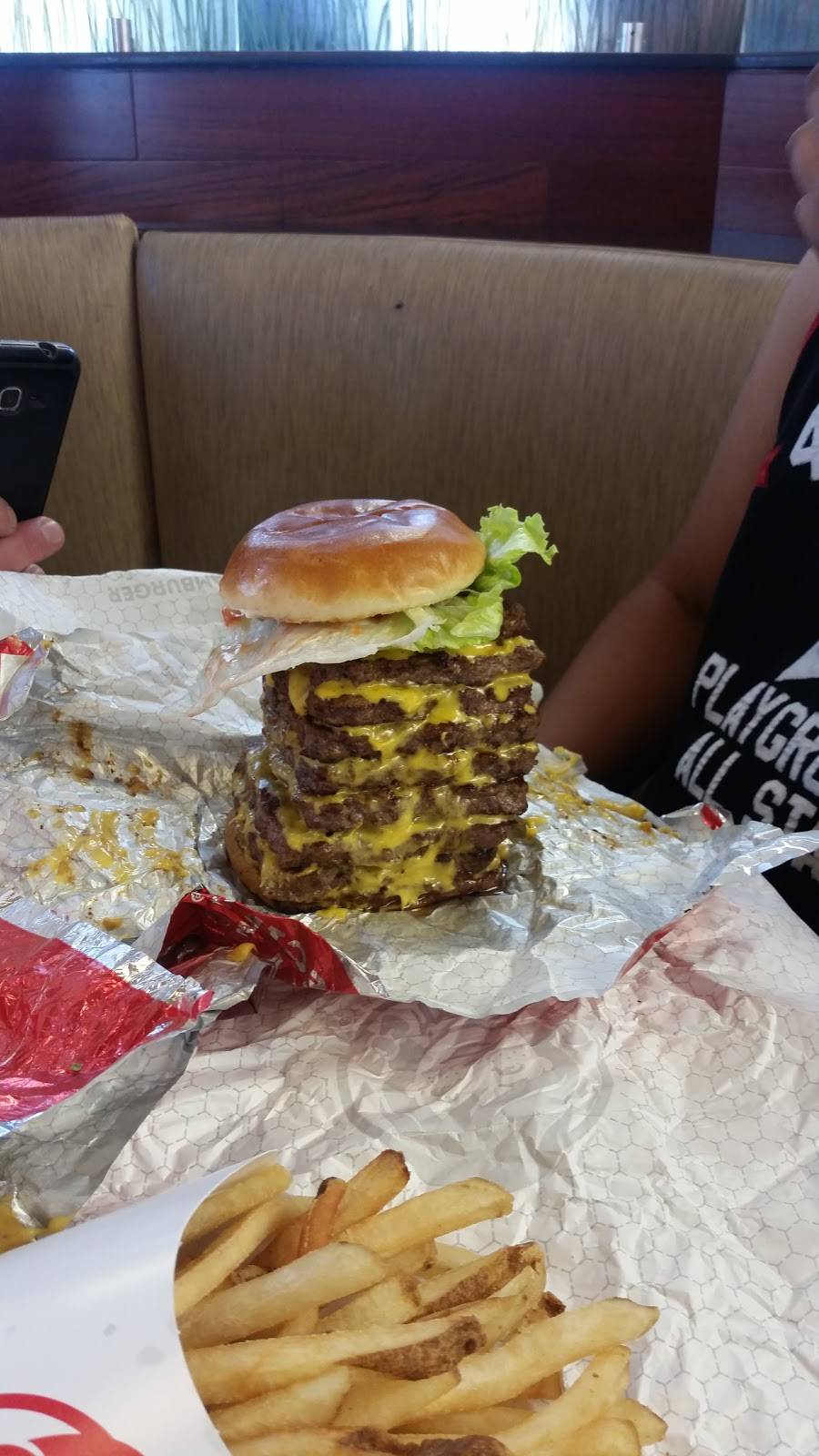 Wendys | restaurant | 1905 N, Main St, Longmont, CO 80501, USA | 3037764431 OR +1 303-776-4431