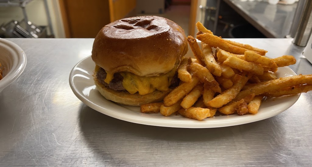 Kanes Bar and Grill | restaurant | 6922 W Orchard St, West Allis, WI 53214, USA | 4146350069 OR +1 414-635-0069