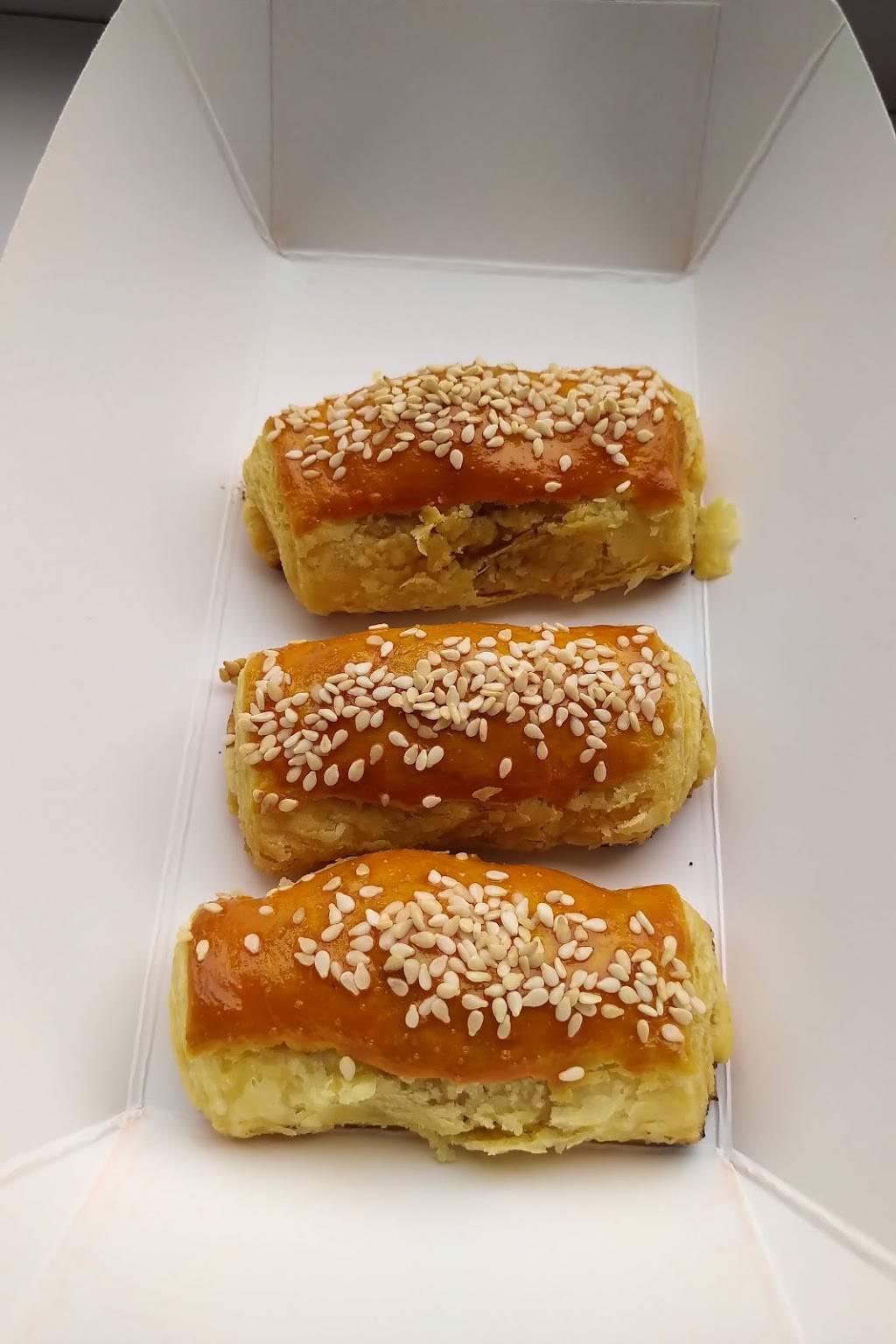 ixlb Dimsum Eats | restaurant | 5900 Sunset Blvd, Los Angeles, CA 90028, USA | 3238484766 OR +1 323-848-4766