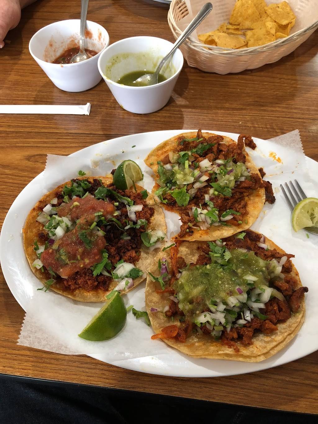 Meson Del Taco Express | restaurant | 7616 W Belmont Ave, Elmwood Park, IL 60707, USA | 7738875164 OR +1 773-887-5164