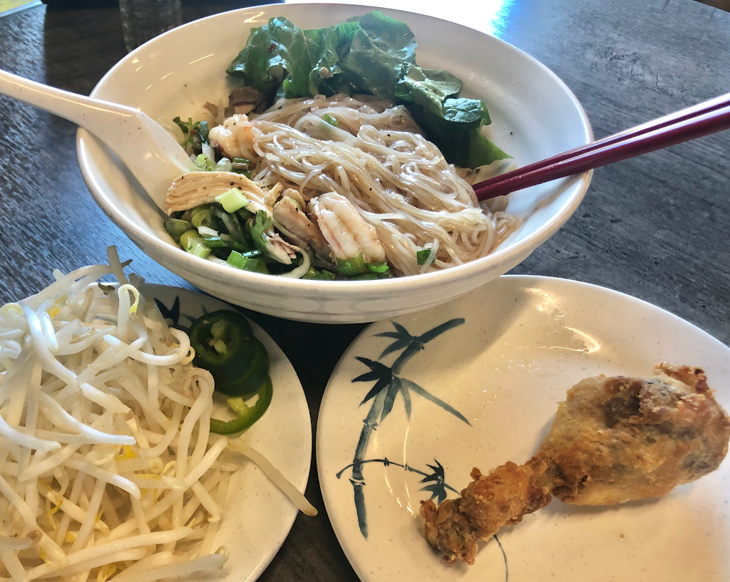 Phở Hùng on Powell | restaurant | 4717 SE Powell Blvd, Portland, OR 97206, USA | 5037753170 OR +1 503-775-3170