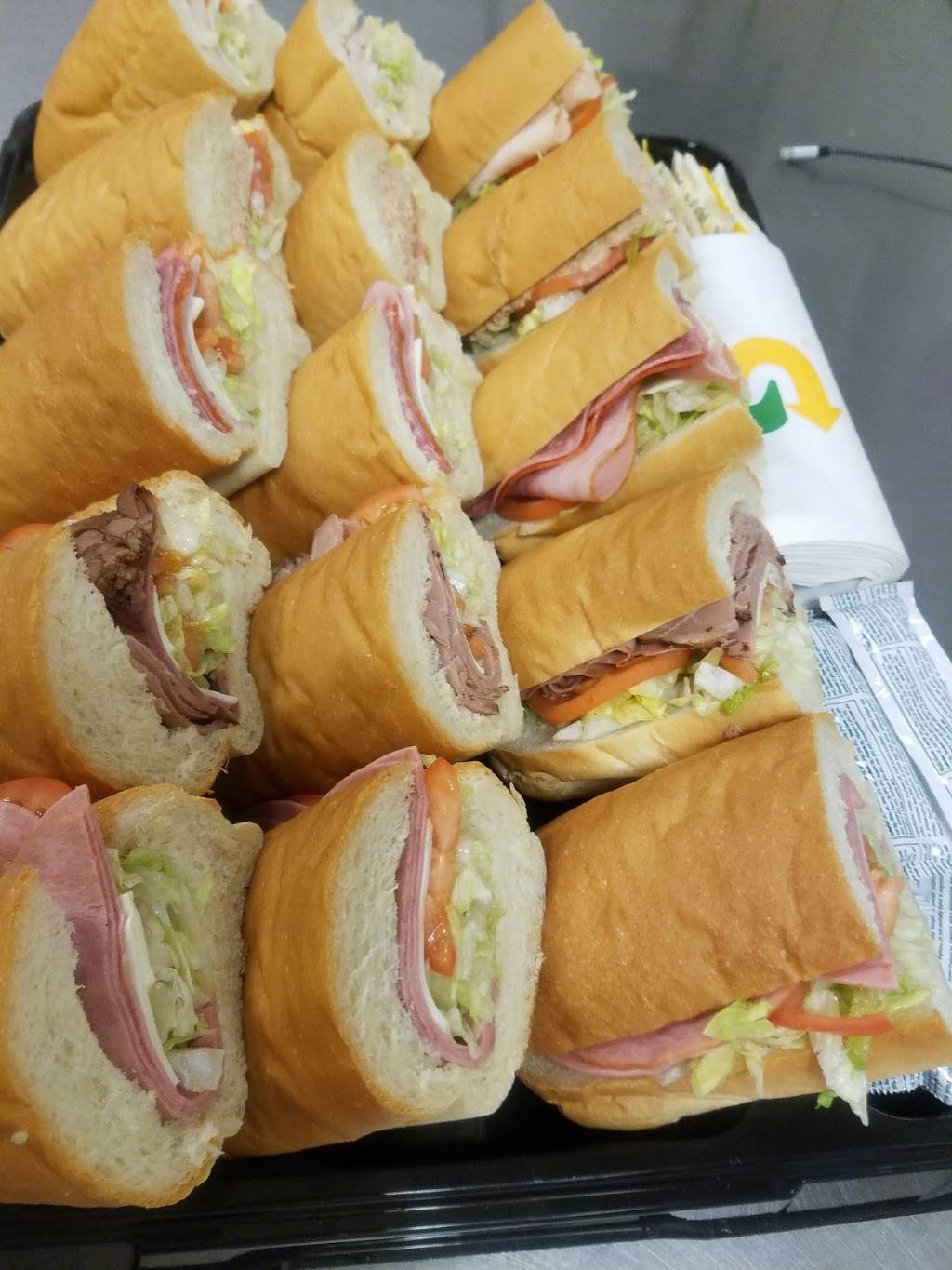 Subway Restaurants | restaurant | 5601 Richmond Rd, Williamsburg, VA 23188, USA | 7575651782 OR +1 757-565-1782