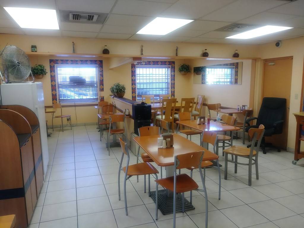 Gilis Subs & Pizza | cafe | 2804 N 29th Ave, Hollywood, FL 33020, USA | 9549266300 OR +1 954-926-6300