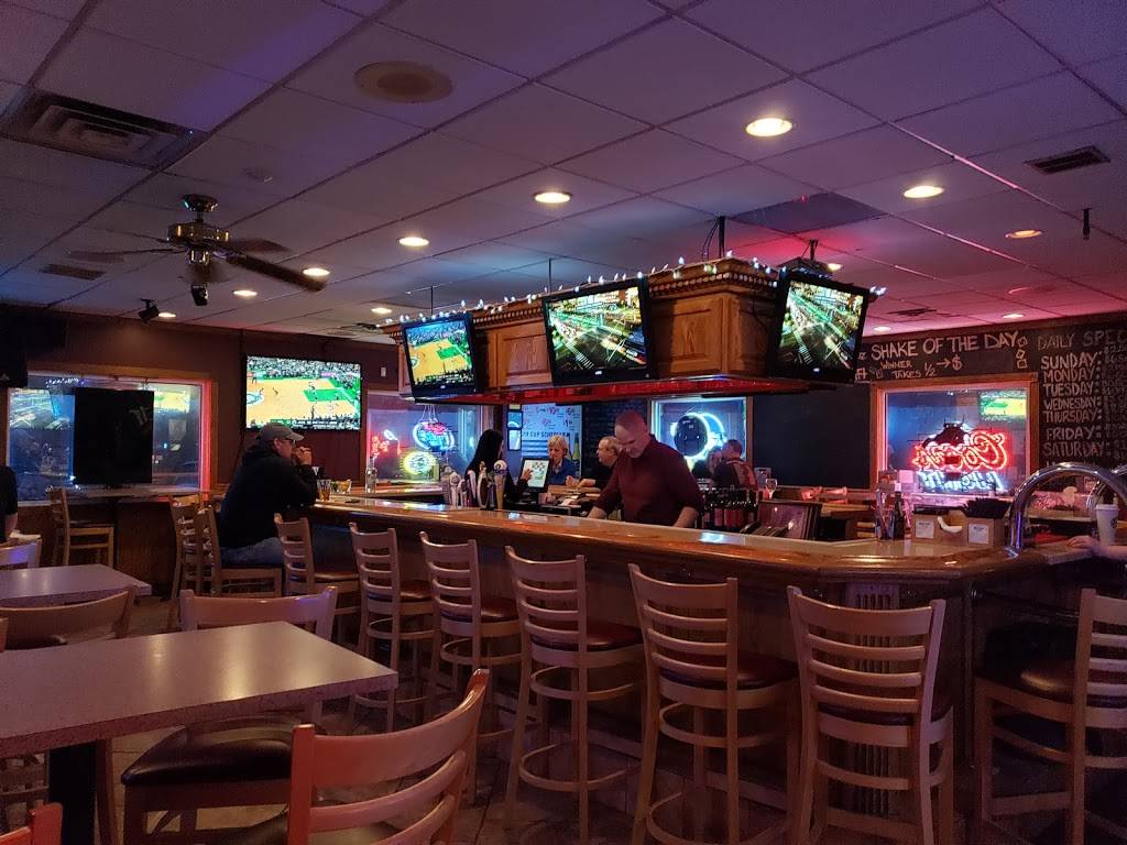 Romas Ristorante & Lounge | night club | 2163, N8416 County Rd ES, East Troy, WI 53120, USA | 2626425353 OR +1 262-642-5353