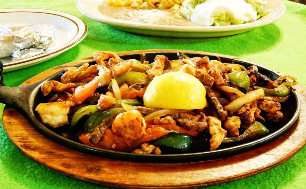 Los Rancheros Mexican Restaurant | restaurant | 7437 Pendleton Pike, Indianapolis, IN 46226, USA | 3175472920 OR +1 317-547-2920