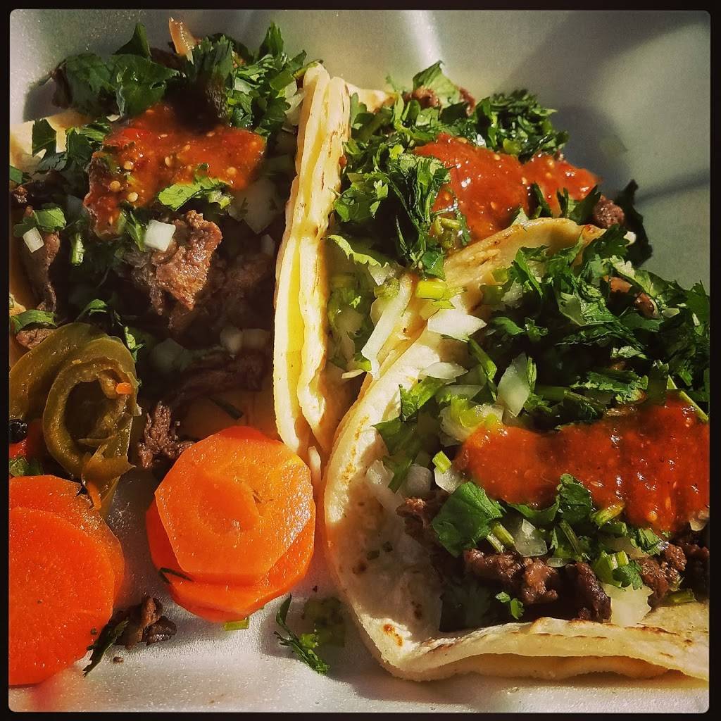 Taqueria La Herradura | restaurant | 2625 N Broadway, Knoxville, TN 37917, USA | 8659511170 OR +1 865-951-1170