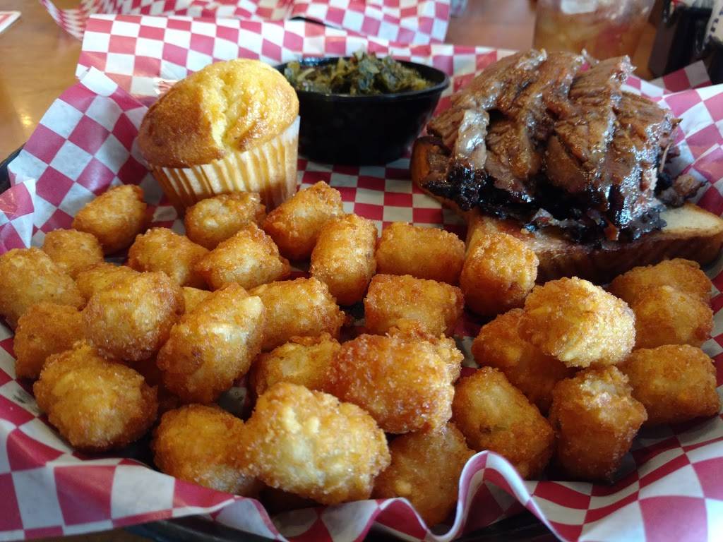 Famous Daves Bar-B-Que | restaurant | 9924 Gulf Coast Main St #130, Fort Myers, FL 33913, USA | 2393321048 OR +1 239-332-1048