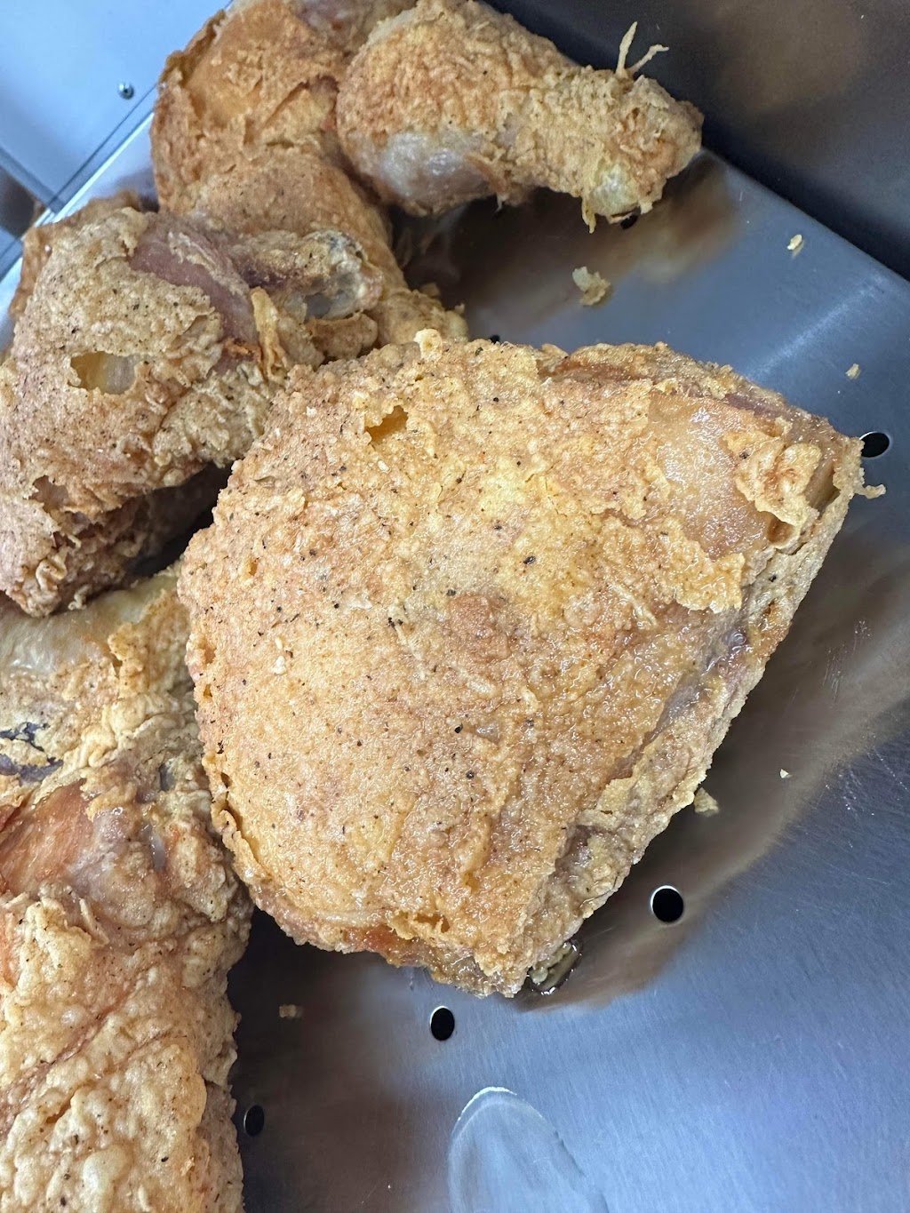 Chino Criollo | restaurant | 98 Kenmore St, Harrisonburg, VA 22801, USA | 5402144158 OR +1 540-214-4158