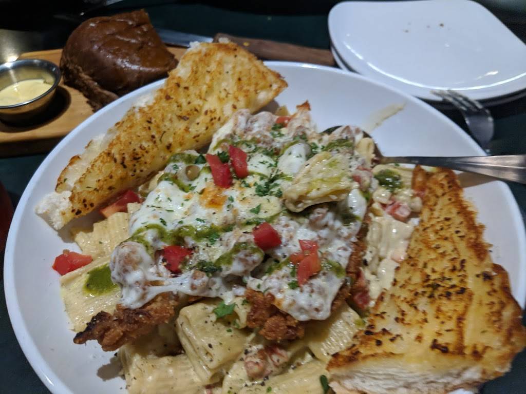 Sahms Place | restaurant | 2411 E 65th St, Indianapolis, IN 46220, USA | 3172021577 OR +1 317-202-1577