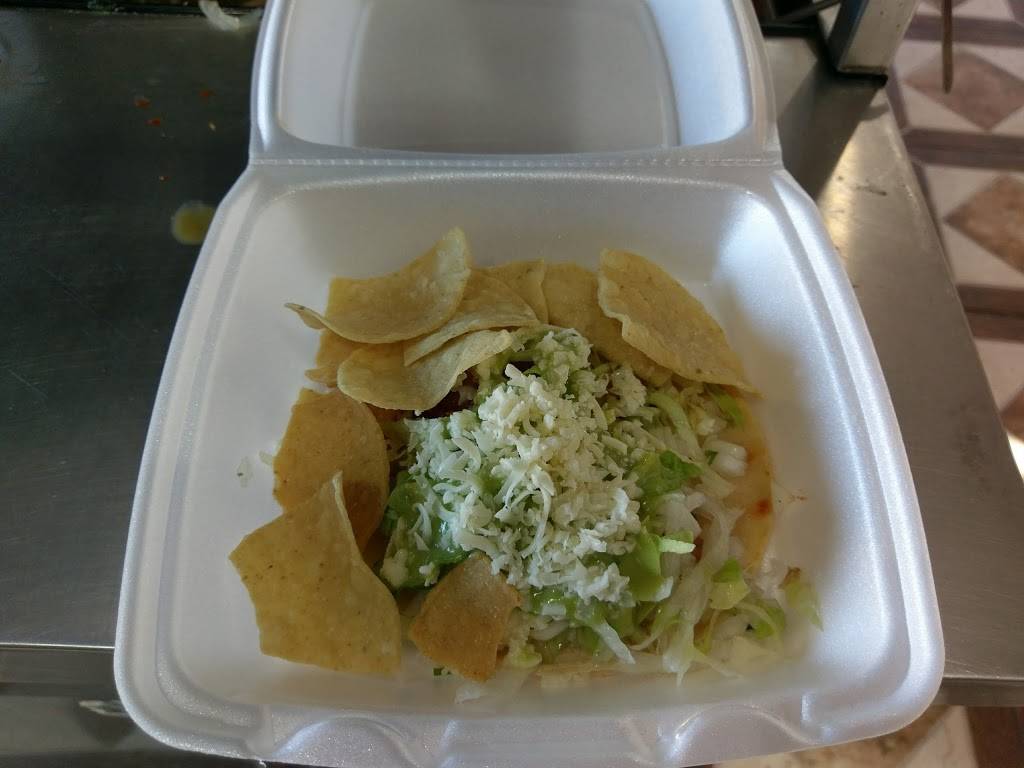 El Taco Llama | restaurant | 11511 Sherman Way, North Hollywood, CA 91605, USA | 8187655546 OR +1 818-765-5546