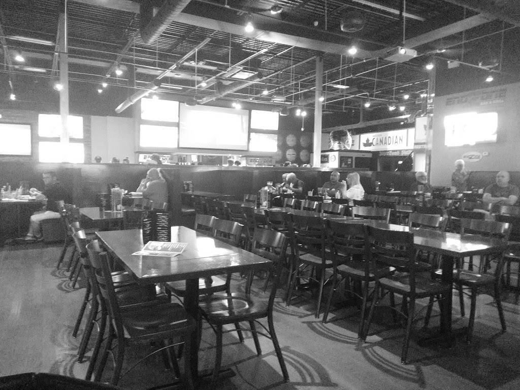 The Endzone Bar & Grill | restaurant | 1305 Main St E, Hamilton, ON L8K 4M3, Canada | 2892469663 OR +1 289-246-9663