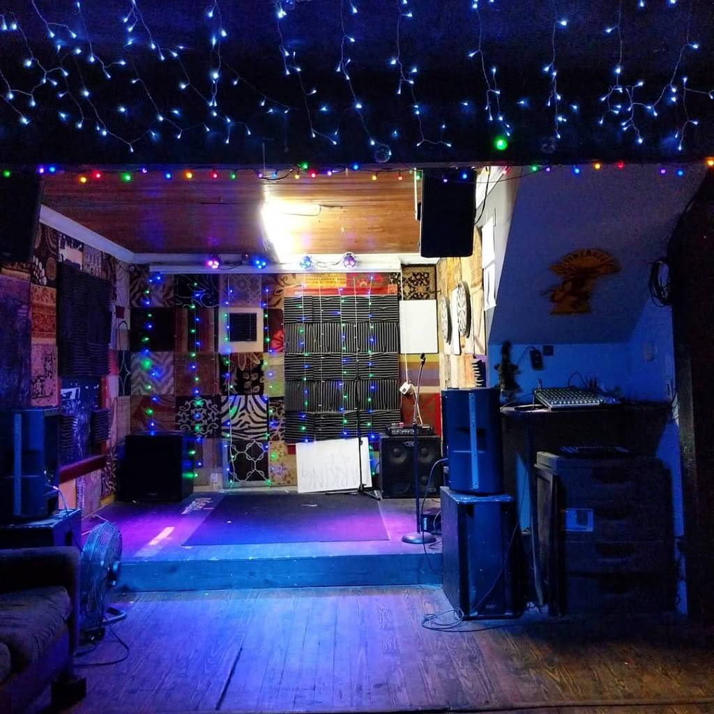 The Juke Joint | restaurant | 1911 Government St, Ocean Springs, MS 39564, USA | 2282150506 OR +1 228-215-0506