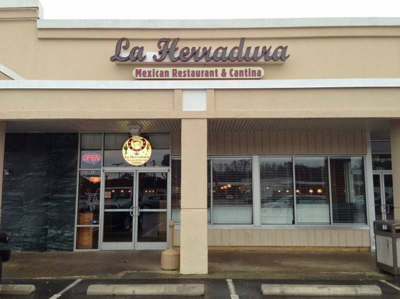La Herradura | restaurant | 4801 Shore Dr B, Virginia Beach, VA 23455, USA | 7573187693 OR +1 757-318-7693
