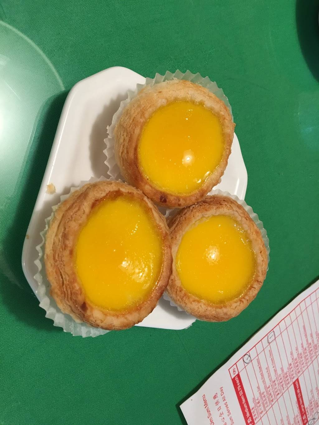 Wing Hong Restaurant | restaurant | 18203 W 10 Mile Rd, Southfield, MI 48075, USA | 2485695527 OR +1 248-569-5527