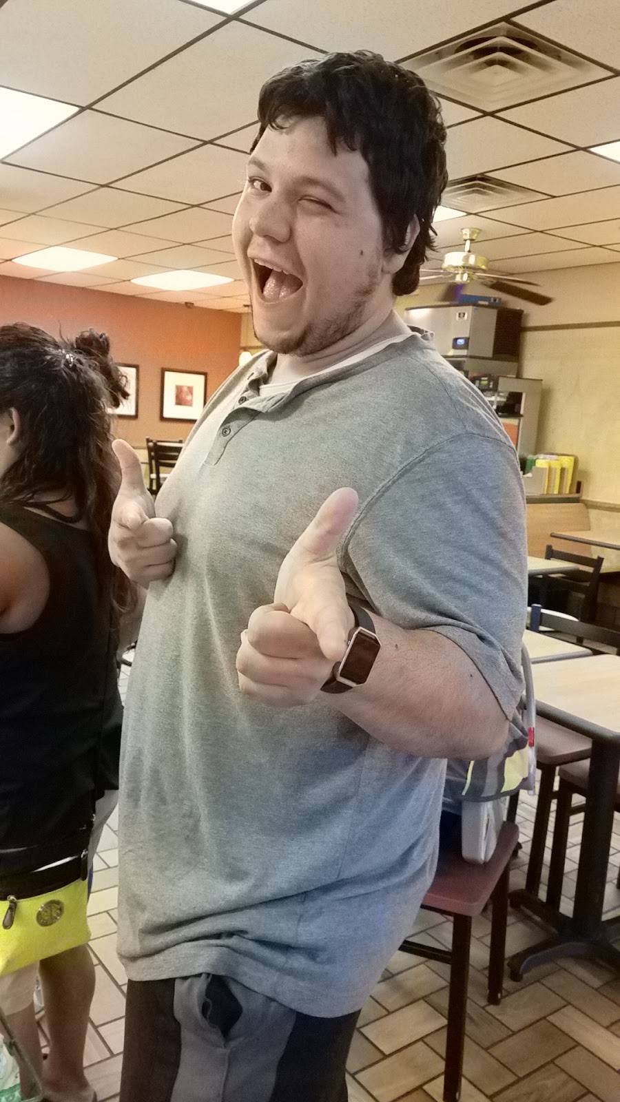 Subway | restaurant | 413 Beltline Rd, Collinsville, IL 62234, USA | 6183448180 OR +1 618-344-8180