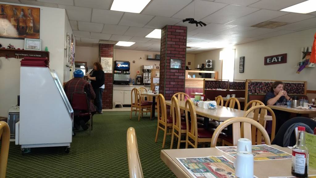 Athens Country Cafe | cafe | 220 Alfred St, Athens, WI 54411, USA | 7152572277 OR +1 715-257-2277