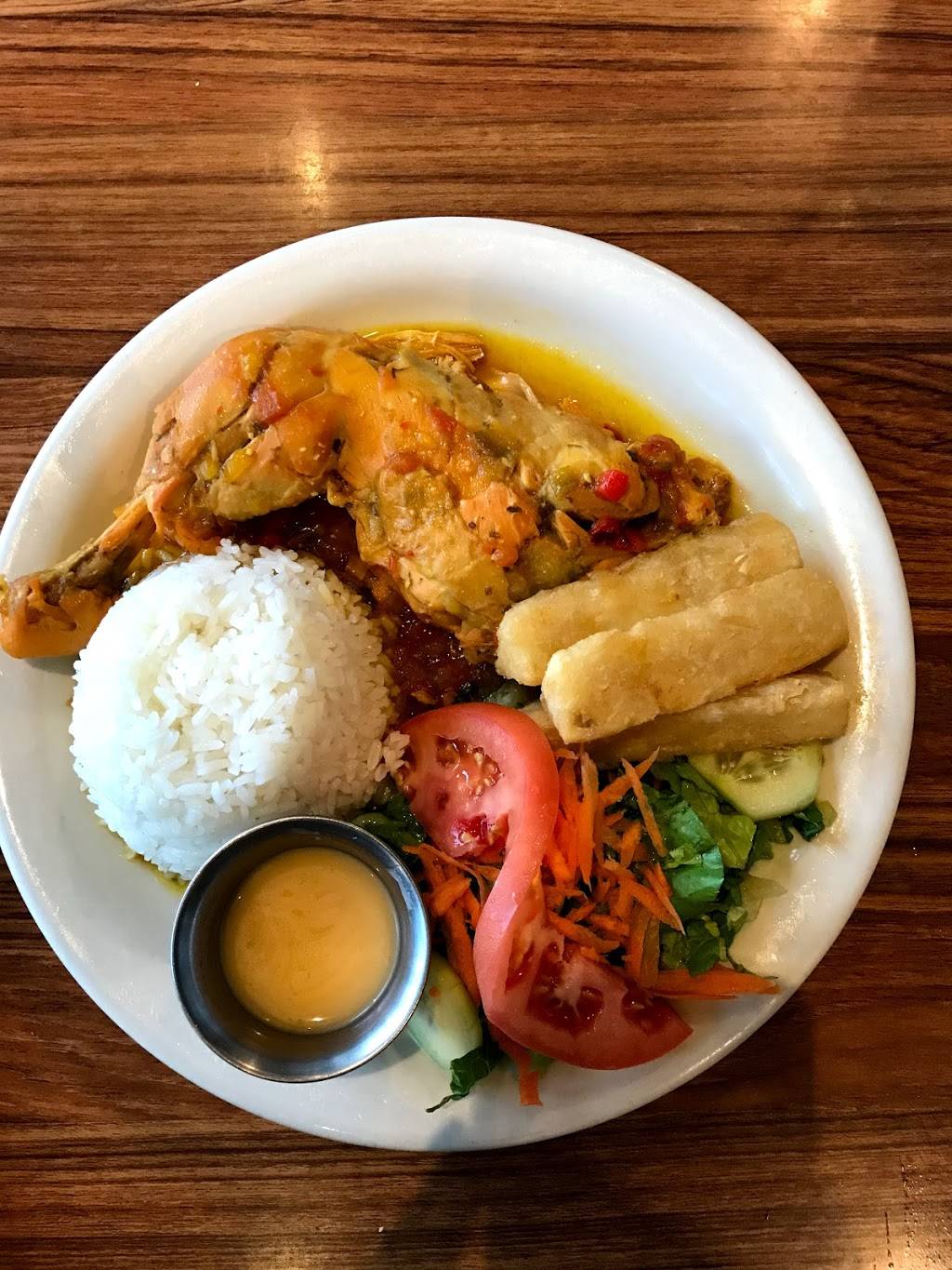 Casa Colombia | restaurant | 2409 E 7th St, Austin, TX 78702, USA | 5124959425 OR +1 512-495-9425