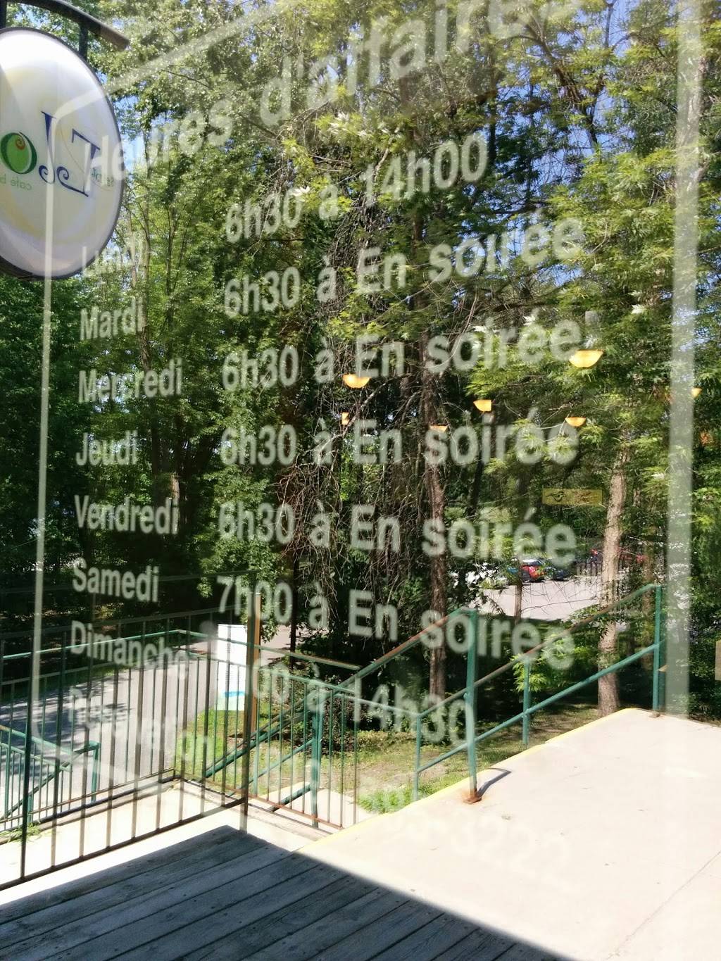 Saint Elois Bistro Bar | restaurant | Prom. du Lac-Leamy, Gatineau, QC J8Y, Canada | 8195953222 OR +1 819-595-3222