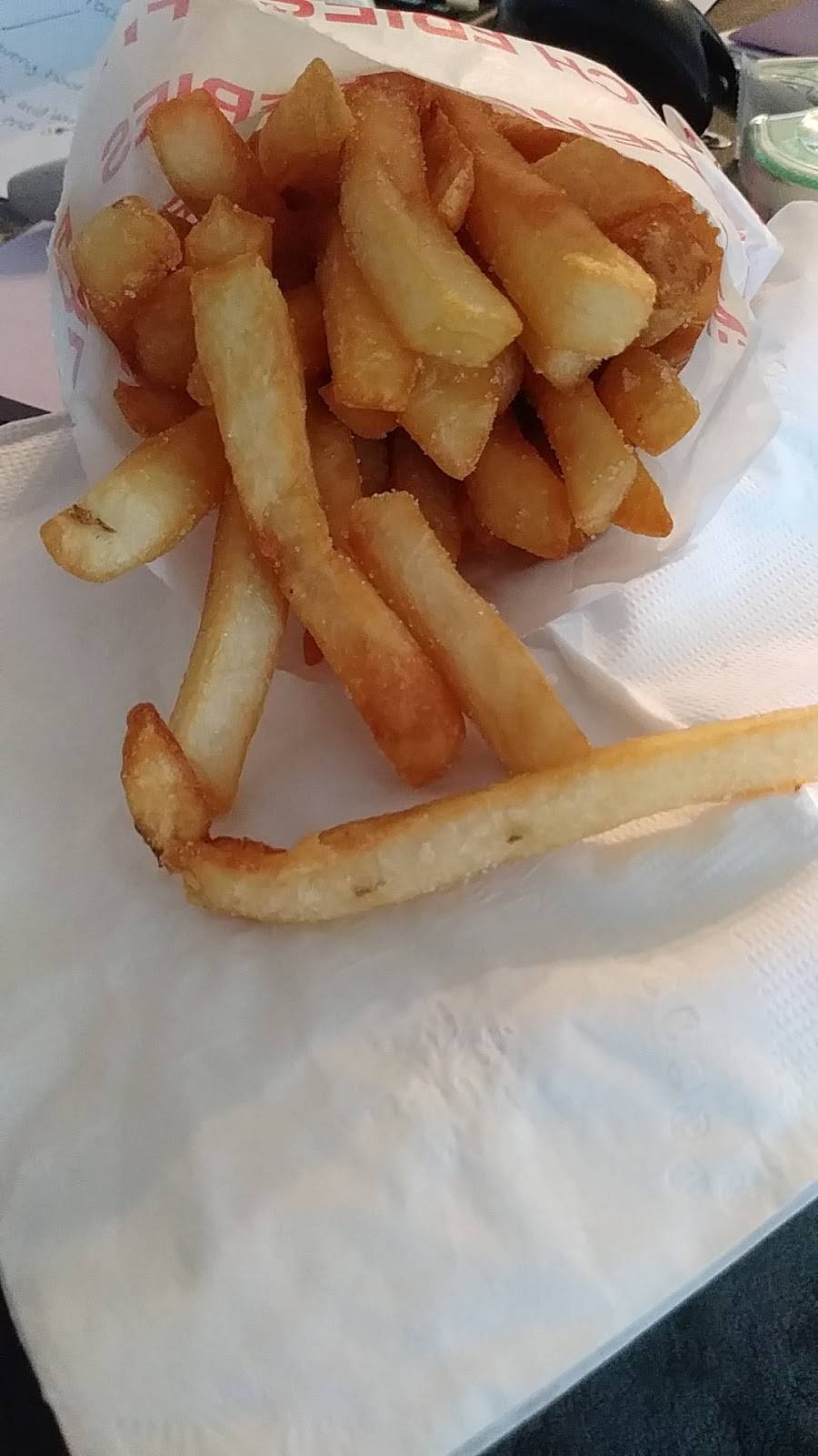 Quick and Tastys | restaurant | 4109 W, WA-16, Bremerton, WA 98312, USA | 3606890928 OR +1 360-689-0928