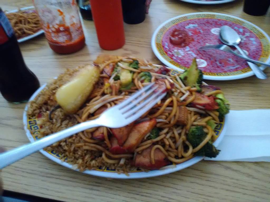 DRAGON CITY | restaurant | Loc 13, Av. Juárez 351, Primera, 21400 Tecate, B.C., Mexico | 016655211888 OR +52 665 521 1888