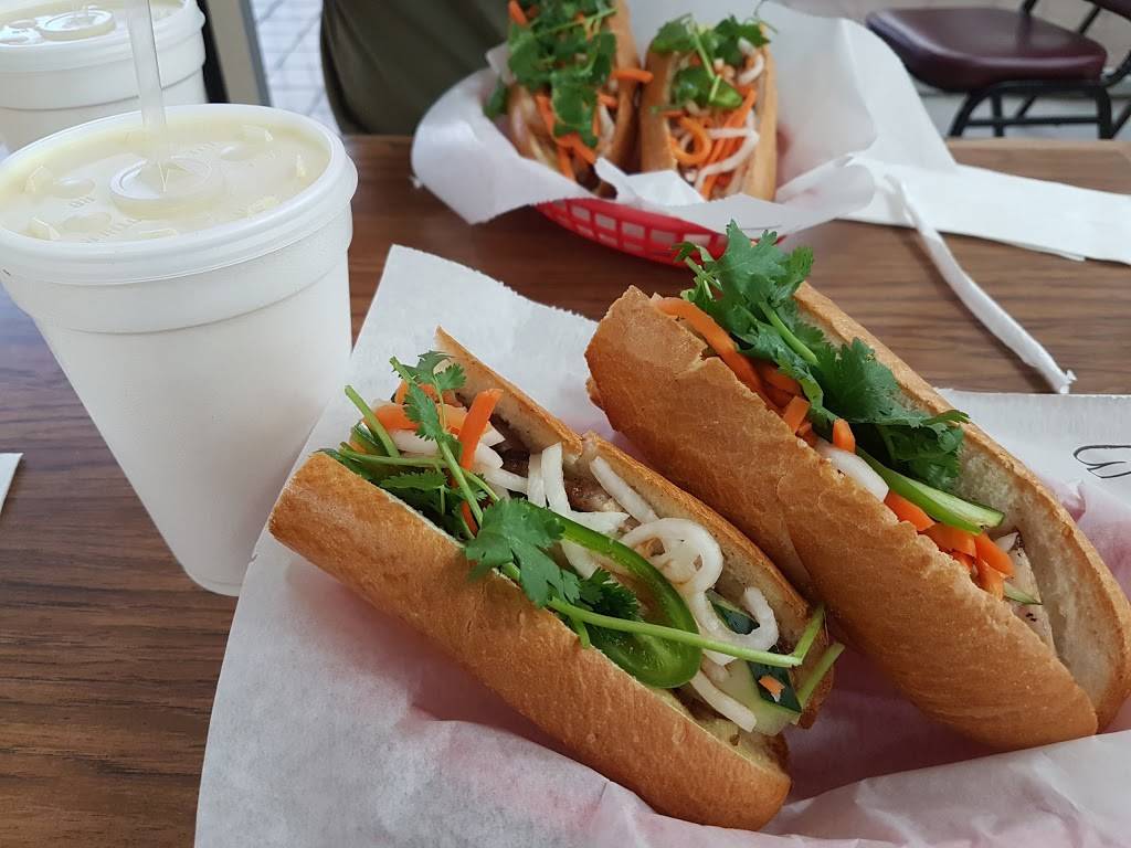 Les Sandwiches & Cafe | meal takeaway | 4520 N Tryon St # 41, Charlotte, NC 28213, USA | 7049217498 OR +1 704-921-7498